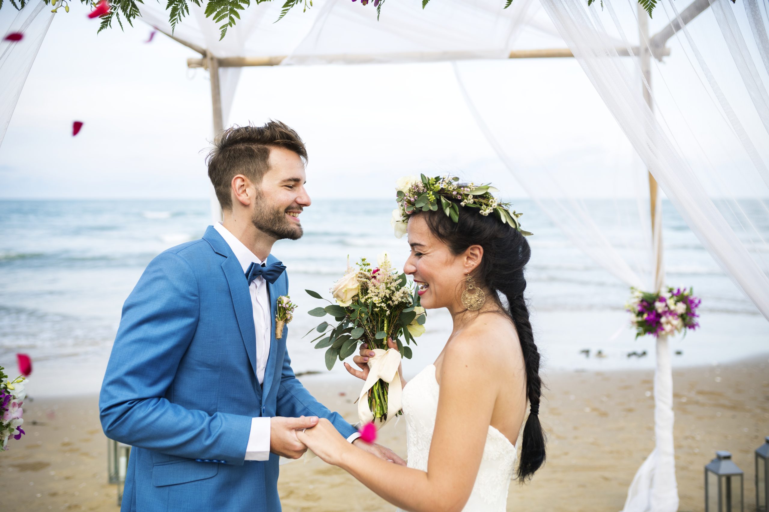 Young Caucasian couple s wedding day