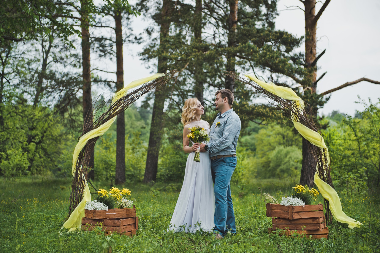 Wedding in wood.