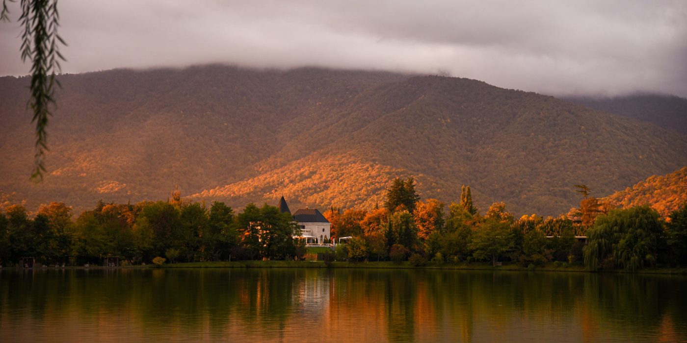 Lopota lake wedding in georgia