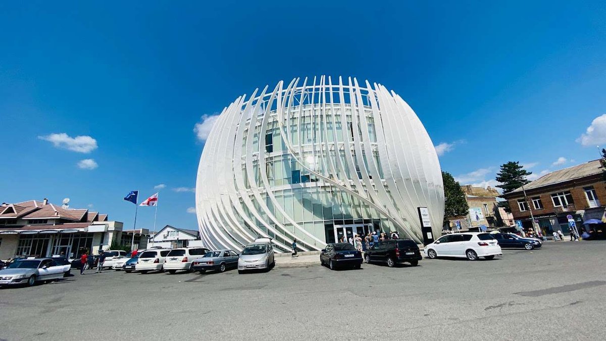 The_House_of_Justice_in_Gori_03.width-1200